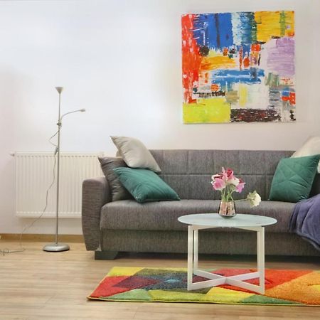 Luxury Downtown Apartment Cluj Napoca Bagian luar foto