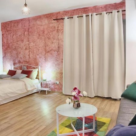 Luxury Downtown Apartment Cluj Napoca Bagian luar foto